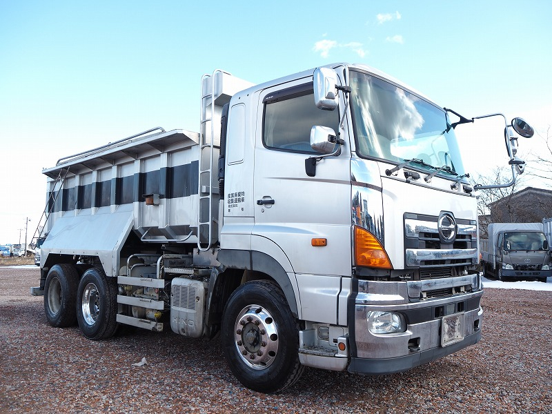 日野プロフィア汚泥運搬車汚泥ダンプタンク車|中古トラックの販売・買取・査定のアイナビ