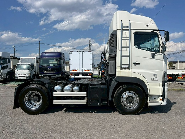 車検付!ハイルーフ★第5輪11.4トン★410馬力★リターダ★7速MT|中古トラックの販売・買取・査定のアイナビ