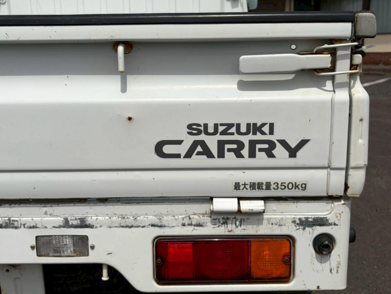 4WDエアコンPSスタッドレスタイヤABS|中古トラックの販売・買取・査定のアイナビ