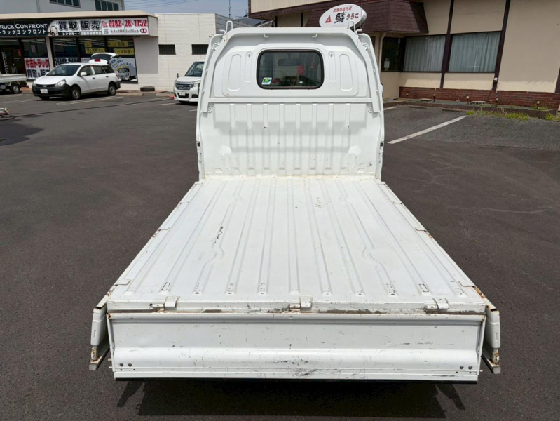 4WDエアコンPSスタッドレスタイヤABS|中古トラックの販売・買取・査定のアイナビ