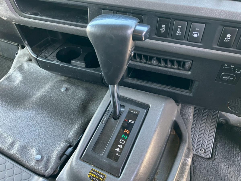 ☆H30 マイクロバス 29人乗り 自動2台折戸ドア|中古トラックの販売・買取・査定のアイナビ