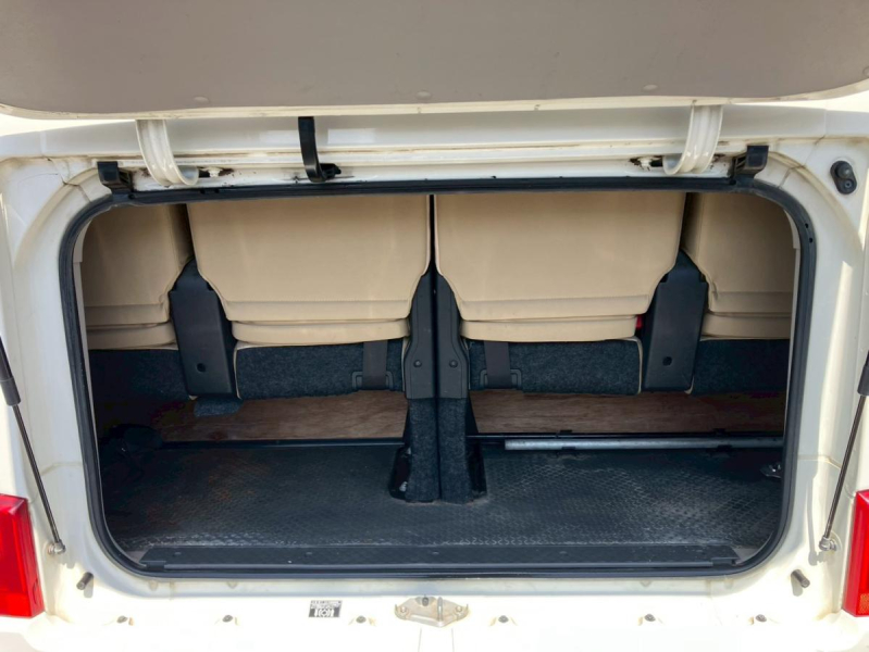 ☆H30 マイクロバス 29人乗り 自動2台折戸ドア|中古トラックの販売・買取・査定のアイナビ