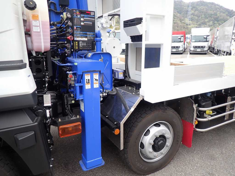 フジタ クレーン付セーフティローダ ウィンチ 自動あゆみ|中古トラックの販売・買取・査定のアイナビ