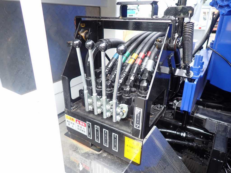 フジタ クレーン付セーフティローダ ウィンチ 自動あゆみ|中古トラックの販売・買取・査定のアイナビ