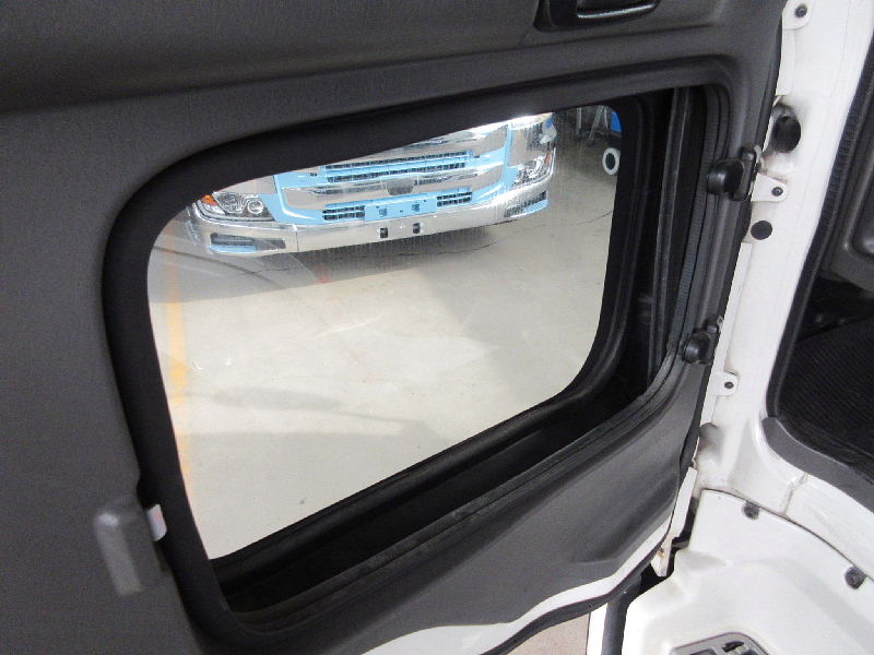 ★9600*2400*2650★4軸低床★7MT★リターダ★|中古トラックの販売・買取・査定のアイナビ