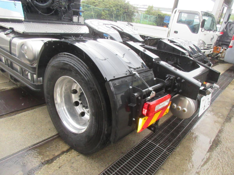 2PGクオンPTO付未使用トラクタ|中古トラックの販売・買取・査定のアイナビ