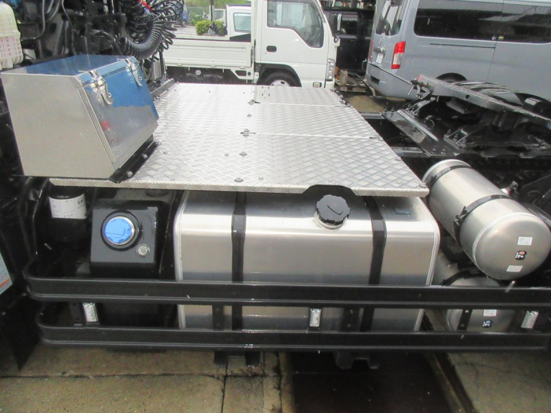 2PGクオンPTO付未使用トラクタ|中古トラックの販売・買取・査定のアイナビ