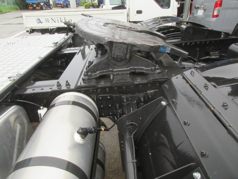 2PGクオンPTO付未使用トラクタ|中古トラックの販売・買取・査定のアイナビ