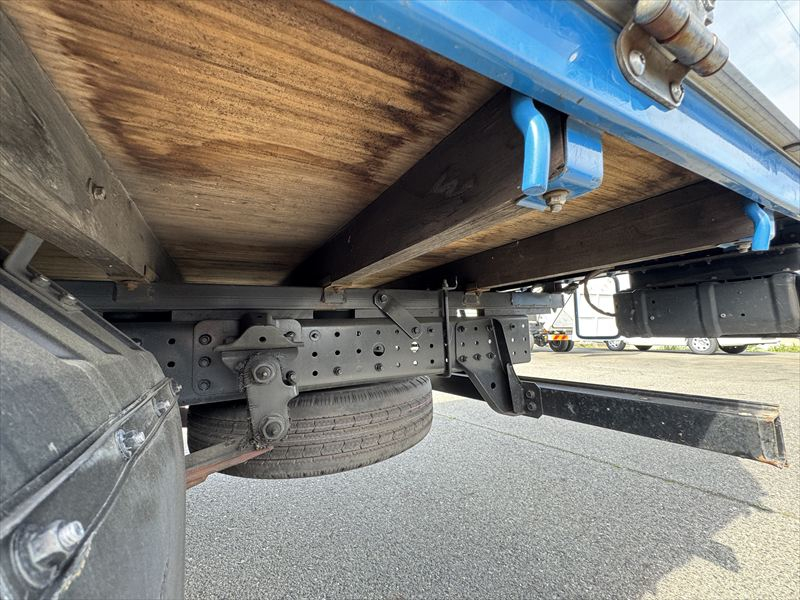 アルミ平ワイド3t AT|中古トラックの販売・買取・査定のアイナビ