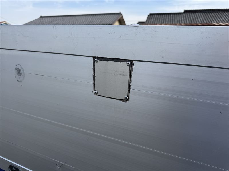 アルミ平ワイド3t AT|中古トラックの販売・買取・査定のアイナビ