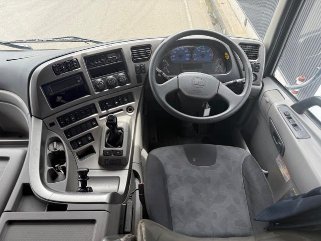 UDトラックス 平ボディ クオン|中古トラックの販売・買取・査定のアイナビ