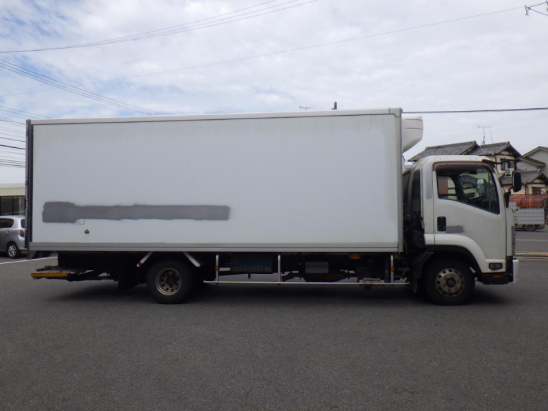 冷凍バン格納ゲート 62ワイド 東プレ-5℃設定 積載3t|中古トラックの販売・買取・査定のアイナビ