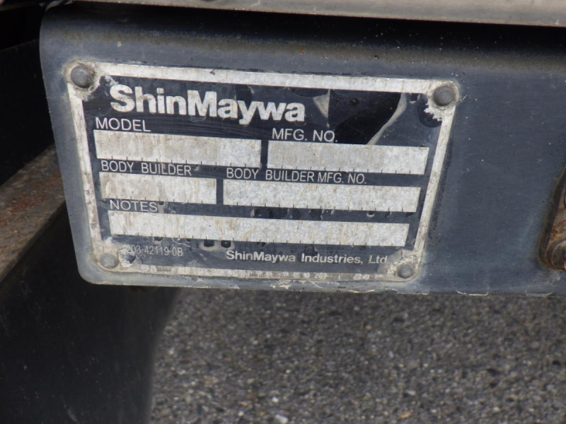 冷凍バン格納ゲート 62ワイド 東プレ-5℃設定 積載3t|中古トラックの販売・買取・査定のアイナビ