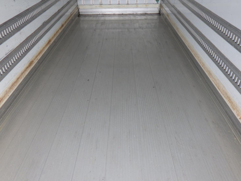 冷凍バン格納ゲート 62ワイド 東プレ-5℃設定 積載3t|中古トラックの販売・買取・査定のアイナビ