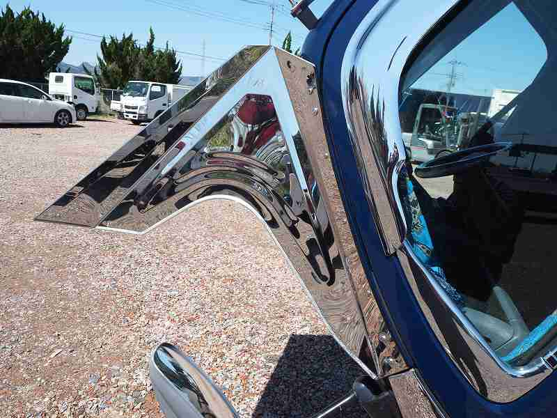 三菱ふそうキャンターデコトラアルミブロック平ボディ|中古トラックの販売・買取・査定のアイナビ