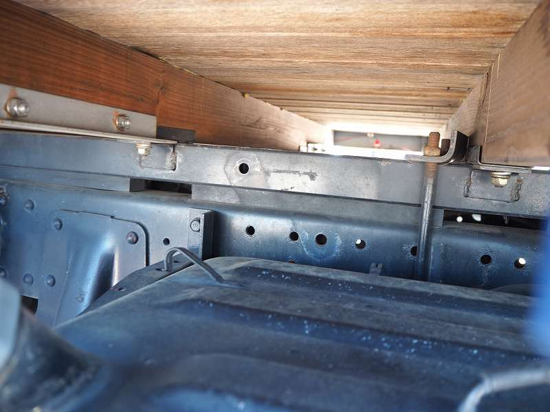 三菱ふそうキャンターデコトラアルミブロック平ボディ|中古トラックの販売・買取・査定のアイナビ