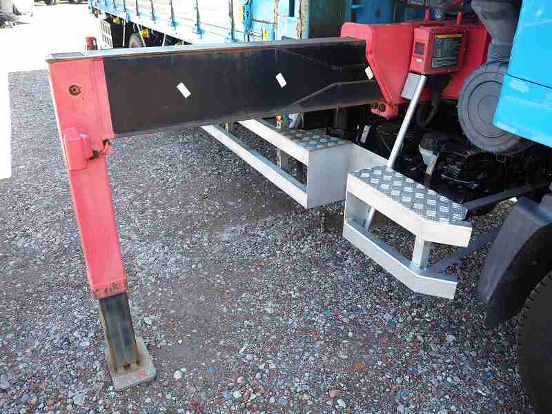 日野レンジャークレーン増トン4段クレーンラジコン平ボディ|中古トラックの販売・買取・査定のアイナビ