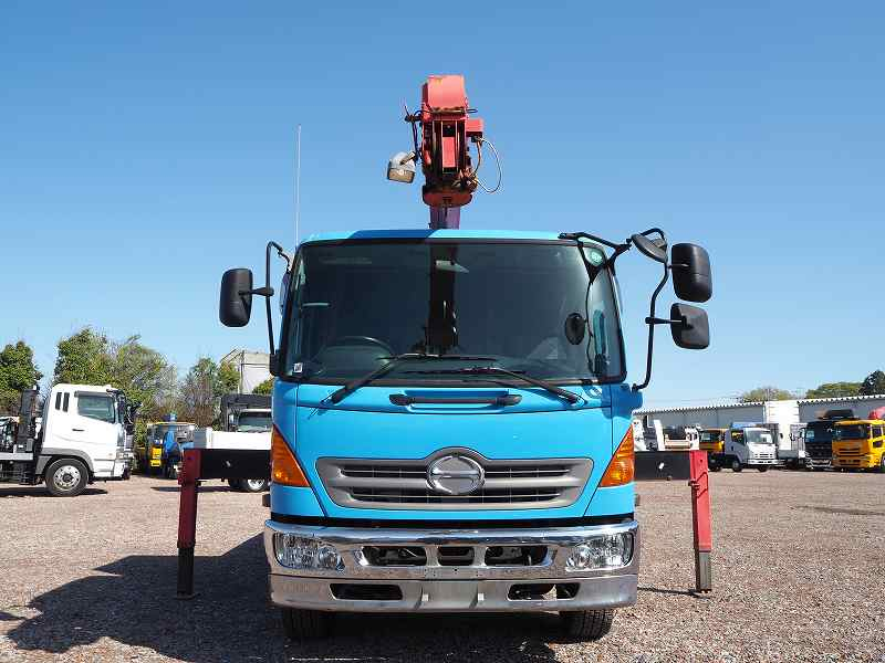 日野レンジャークレーン増トン4段クレーンラジコン平ボディ|中古トラックの販売・買取・査定のアイナビ