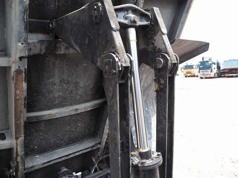 三菱ふそうファイター造りボディダンプベット付き|中古トラックの販売・買取・査定のアイナビ