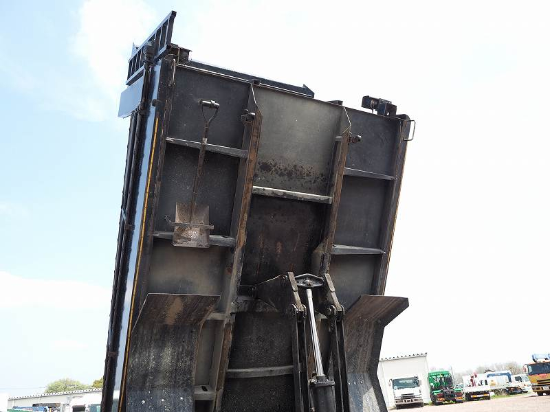 三菱ふそうファイター造りボディダンプベット付き|中古トラックの販売・買取・査定のアイナビ