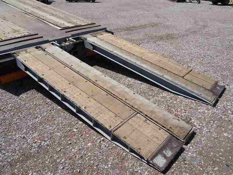 三菱スーパーグレート3軸高床ショートセルフローダー自動歩み|中古トラックの販売・買取・査定のアイナビ