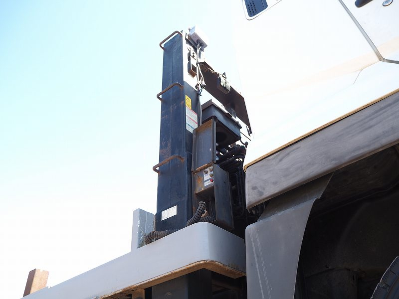 三菱スーパーグレート3軸高床ショートセルフローダー自動歩み|中古トラックの販売・買取・査定のアイナビ