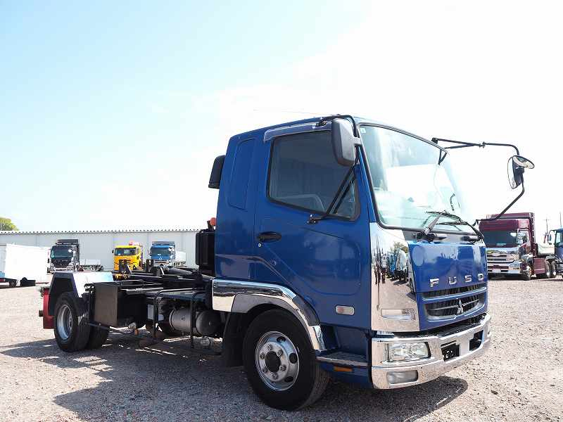 三菱ふそうファイター新明和製アームロールツインホイスト|中古トラックの販売・買取・査定のアイナビ