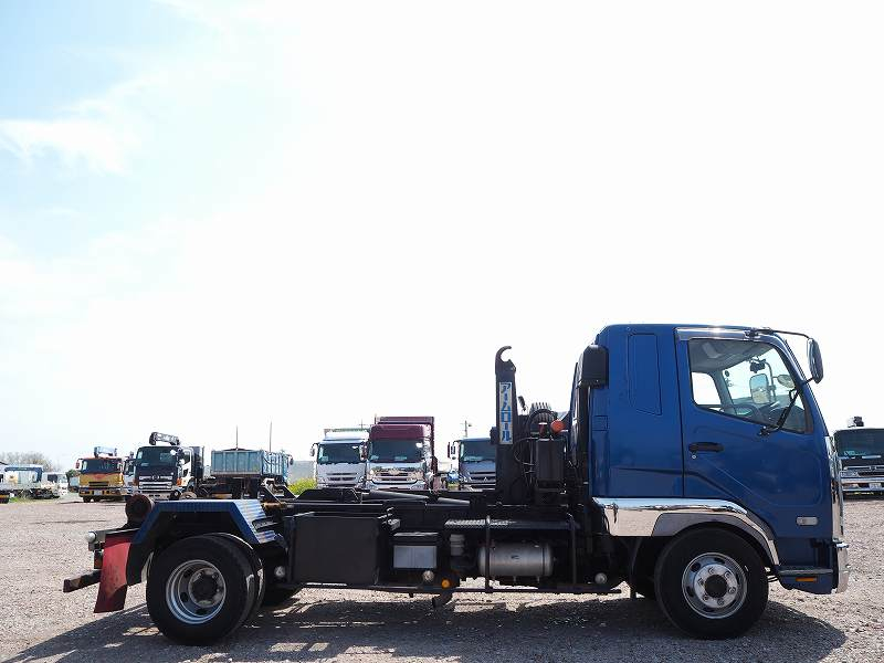 三菱ふそうファイター新明和製アームロールツインホイスト|中古トラックの販売・買取・査定のアイナビ