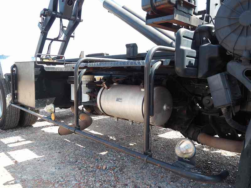 三菱ふそうファイター新明和製アームロールツインホイスト|中古トラックの販売・買取・査定のアイナビ