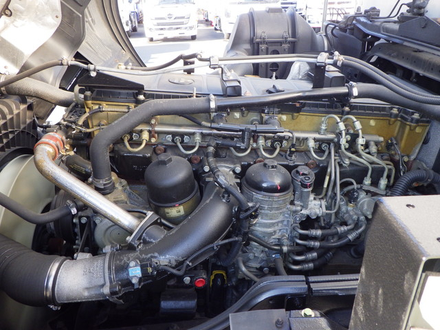 三菱2PG-FS74HZ冷凍車10t超|中古トラックの販売・買取・査定のアイナビ