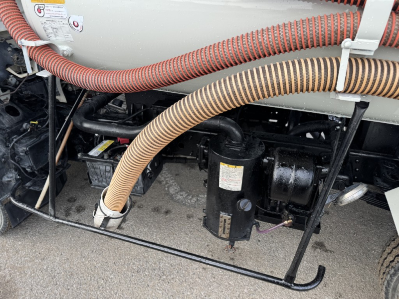 ワイドモリタエコノス容積3600L脱臭器車検付|中古トラックの販売・買取・査定のアイナビ