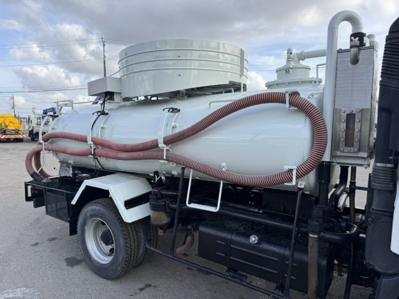 ワイドモリタエコノス容積3600L脱臭器車検付|中古トラックの販売・買取・査定のアイナビ