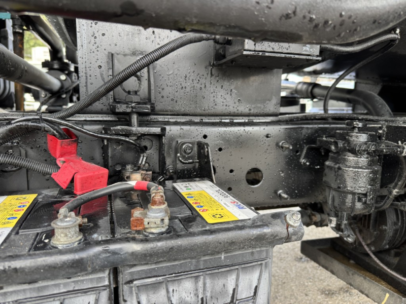 ワイドモリタエコノス容積3600L脱臭器車検付|中古トラックの販売・買取・査定のアイナビ