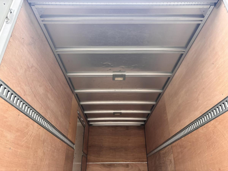 標準ロング アルミバン 積載2000kgMT5速|中古トラックの販売・買取・査定のアイナビ