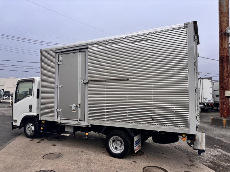 標準ロング アルミバン 積載2000kgMT5速|中古トラックの販売・買取・査定のアイナビ