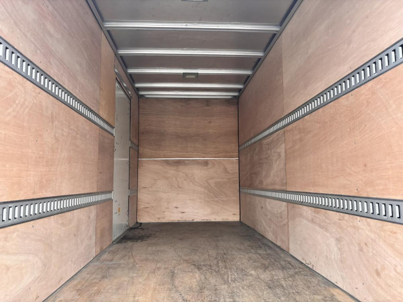 標準ロング アルミバン 積載2000kgMT5速|中古トラックの販売・買取・査定のアイナビ