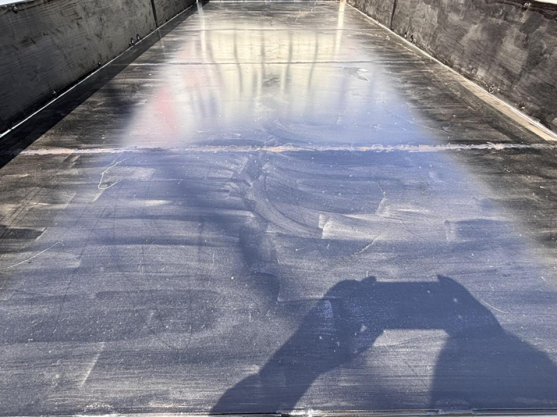 デュトロ 標準ロング平ボディー 積載2000kg|中古トラックの販売・買取・査定のアイナビ