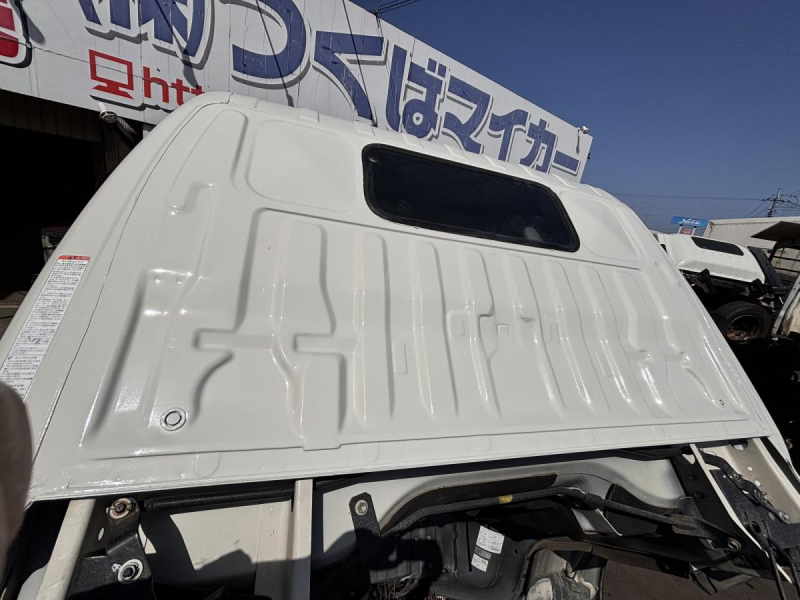 デュトロ 標準ロング平ボディー 積載2000kg|中古トラックの販売・買取・査定のアイナビ