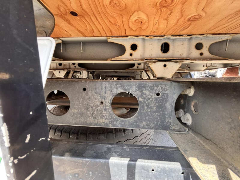 デュトロ 標準ロング平ボディー 積載2000kg|中古トラックの販売・買取・査定のアイナビ