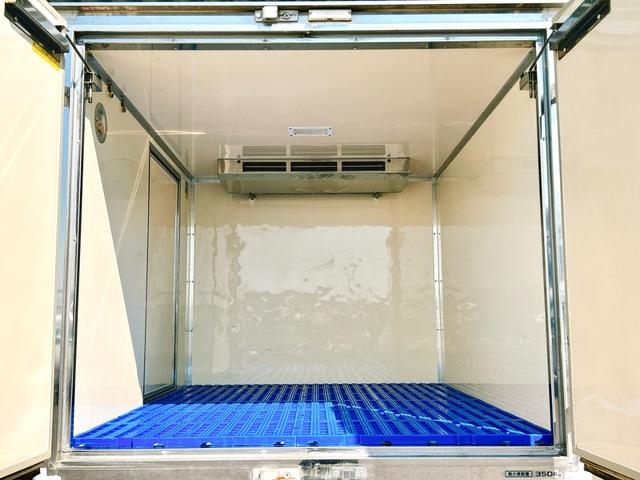 日産|中古トラックの販売・買取・査定のアイナビ