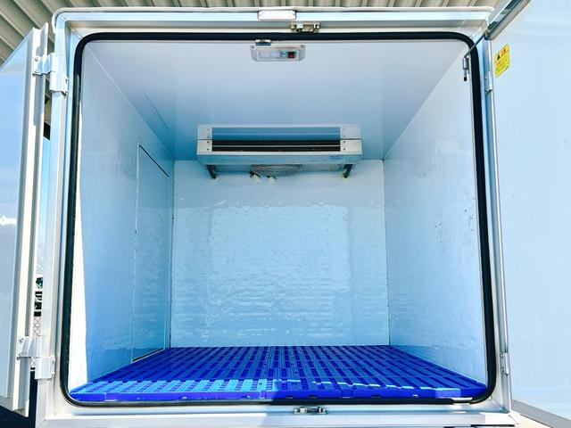 三菱 ミニキャブトラック|中古トラックの販売・買取・査定のアイナビ