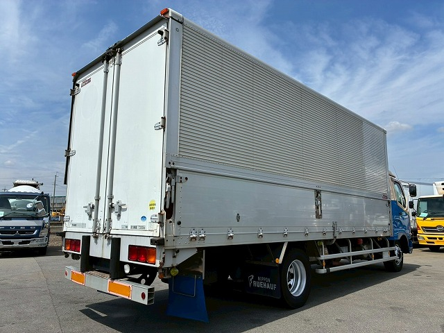 増トンフルキャブ/ベッド付き240馬力6速MT8t14t大型|中古トラックの販売・買取・査定のアイナビ