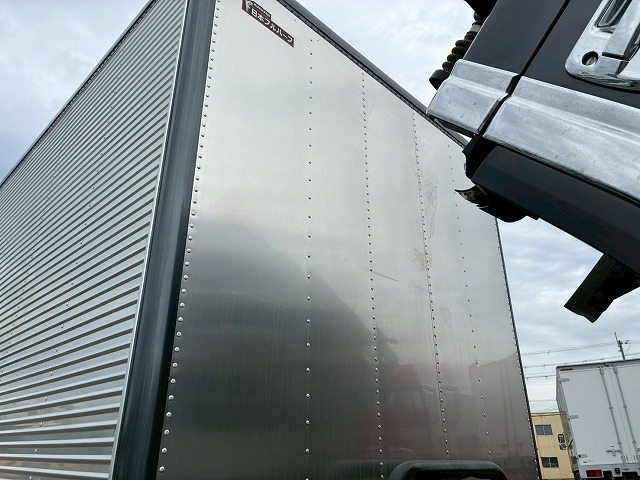 背高左サイド扉150馬力6速MTマニュアル2t5tドライバン|中古トラックの販売・買取・査定のアイナビ