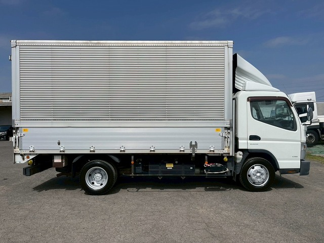 4トン積載★ワイド×ロング★内高216cm★175馬力★デュオニック|中古トラックの販売・買取・査定のアイナビ