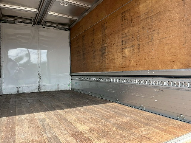 4トン積載★ワイド×ロング★内高216cm★175馬力★デュオニック|中古トラックの販売・買取・査定のアイナビ