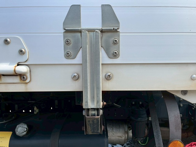 4トン積載★ワイド×ロング★内高216cm★175馬力★デュオニック|中古トラックの販売・買取・査定のアイナビ