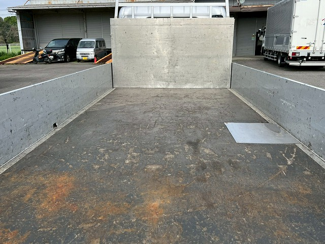 跳上式パワーゲート★ワンオーナー★カスタム★ワイド×ロング|中古トラックの販売・買取・査定のアイナビ