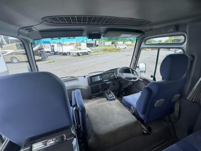 H28年式 トヨタ コースター|中古トラックの販売・買取・査定のアイナビ