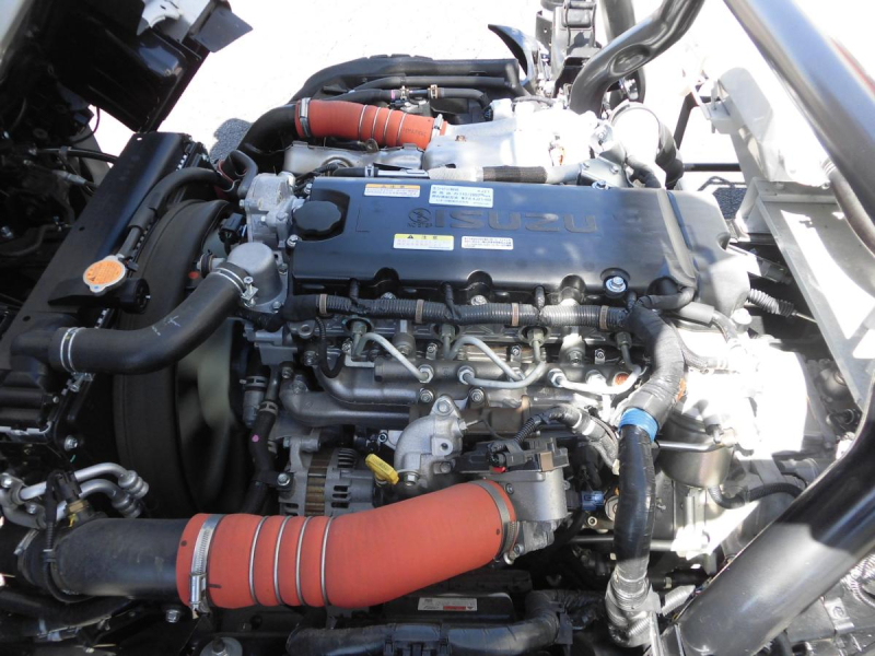 R7年エルフ3.05T6㎥新明和プレス式 排出押出式 連続SW|中古トラックの販売・買取・査定のアイナビ