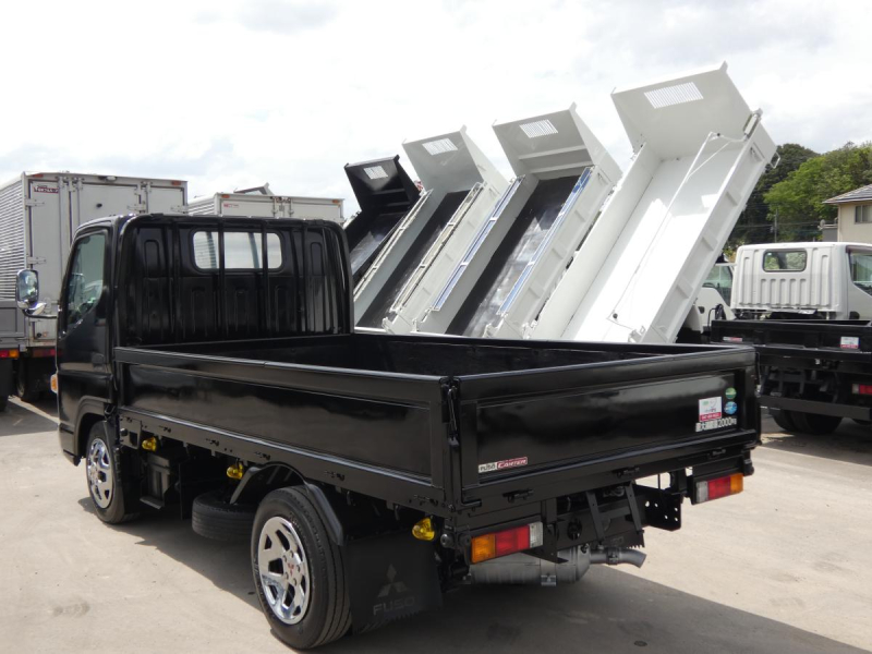 R2キャンター2トン マニュアル平ボディー|中古トラックの販売・買取・査定のアイナビ